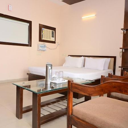 Maharani Regency Otel Panchkula Dış mekan fotoğraf