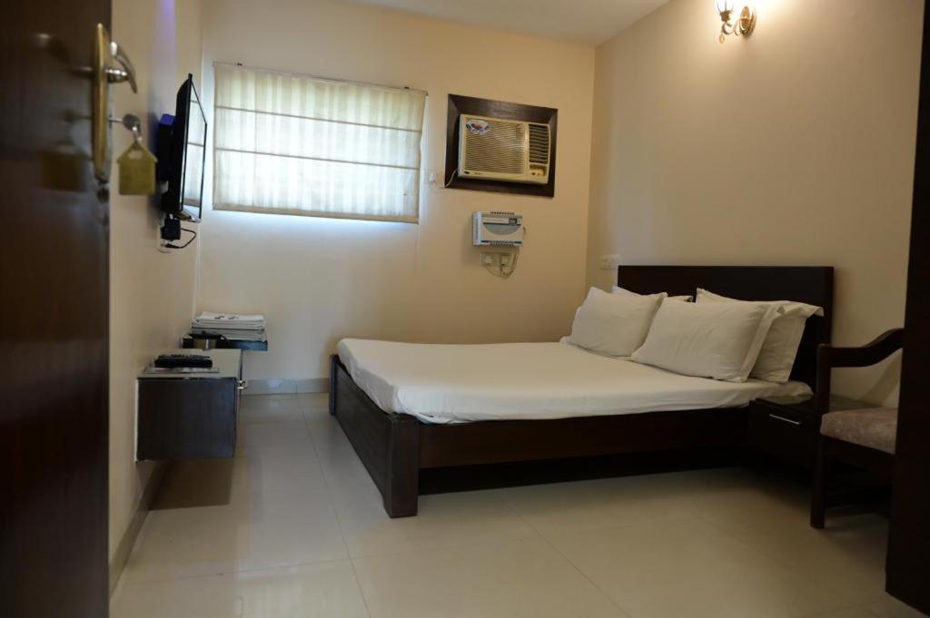 Maharani Regency Otel Panchkula Dış mekan fotoğraf