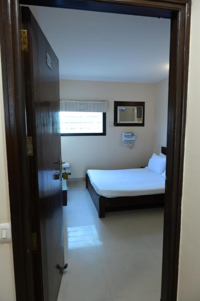 Maharani Regency Otel Panchkula Dış mekan fotoğraf