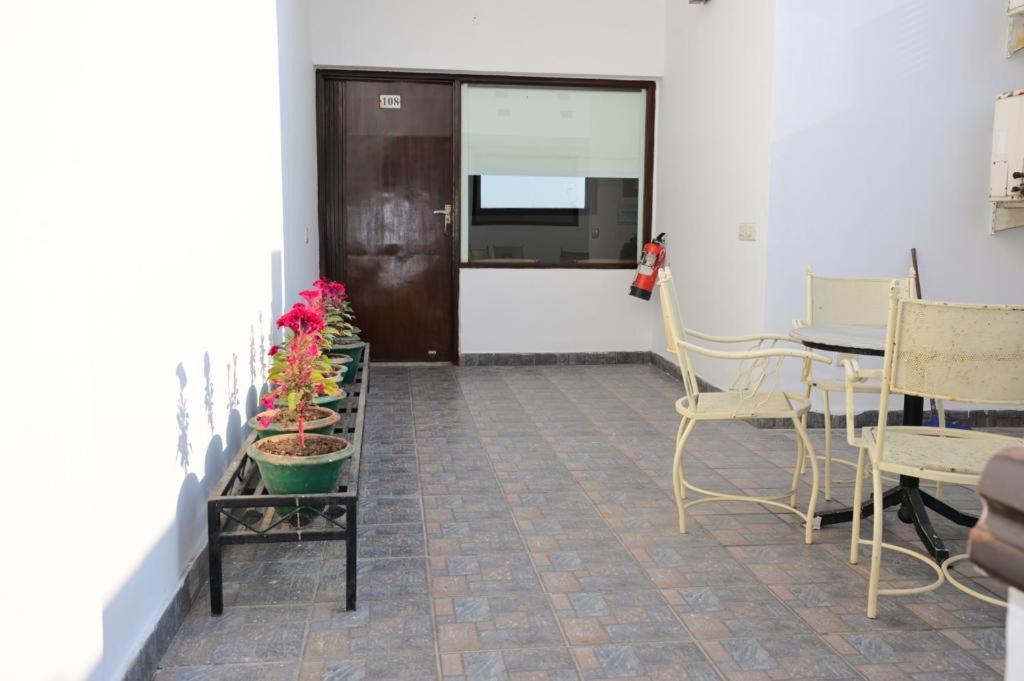 Maharani Regency Otel Panchkula Dış mekan fotoğraf